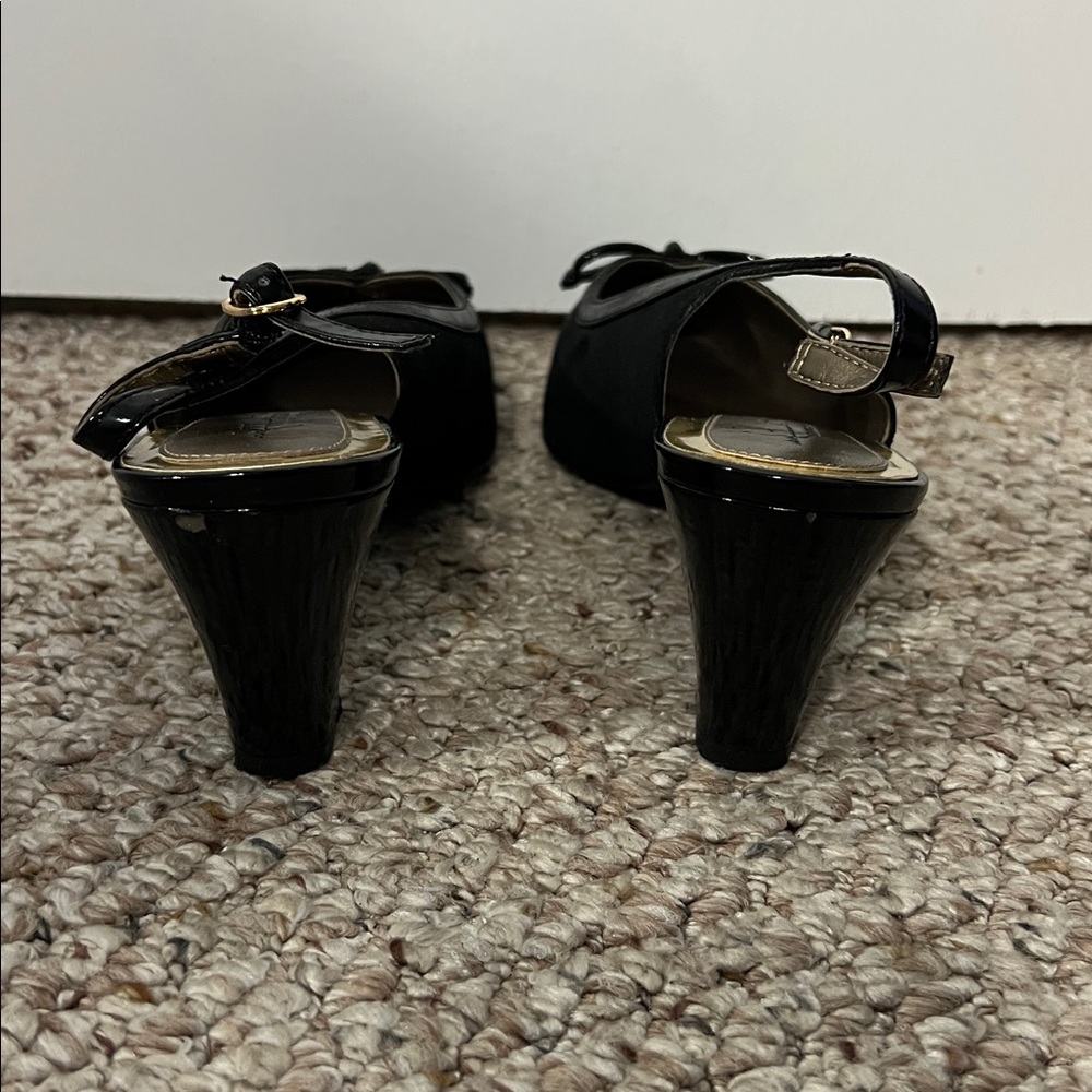 Soft Style Hush Puppies Corina black  3 inch heels size 9EW - Picture 4 of 12